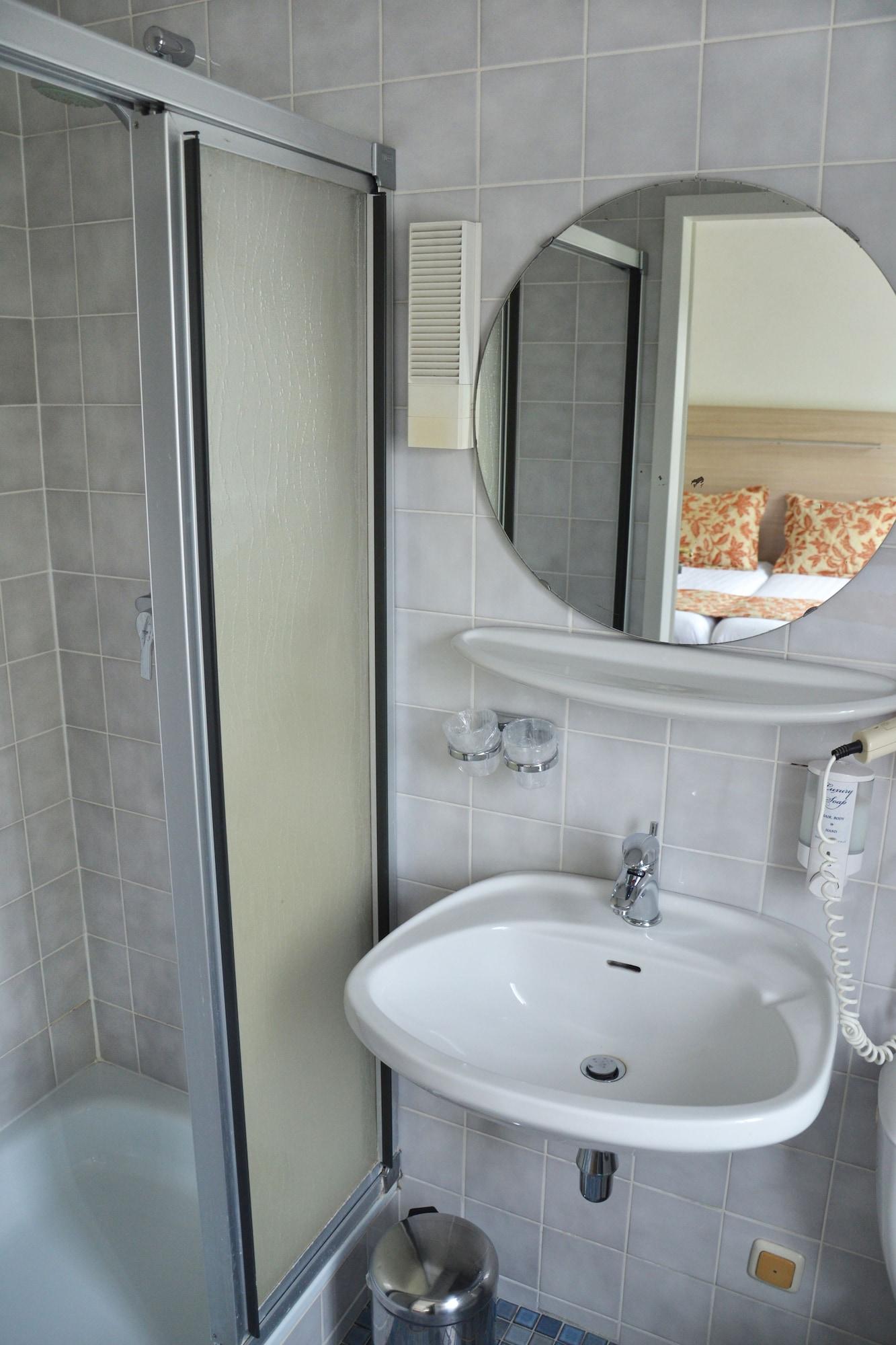 Fletcher Restaurant De Witte Raaf 4*
